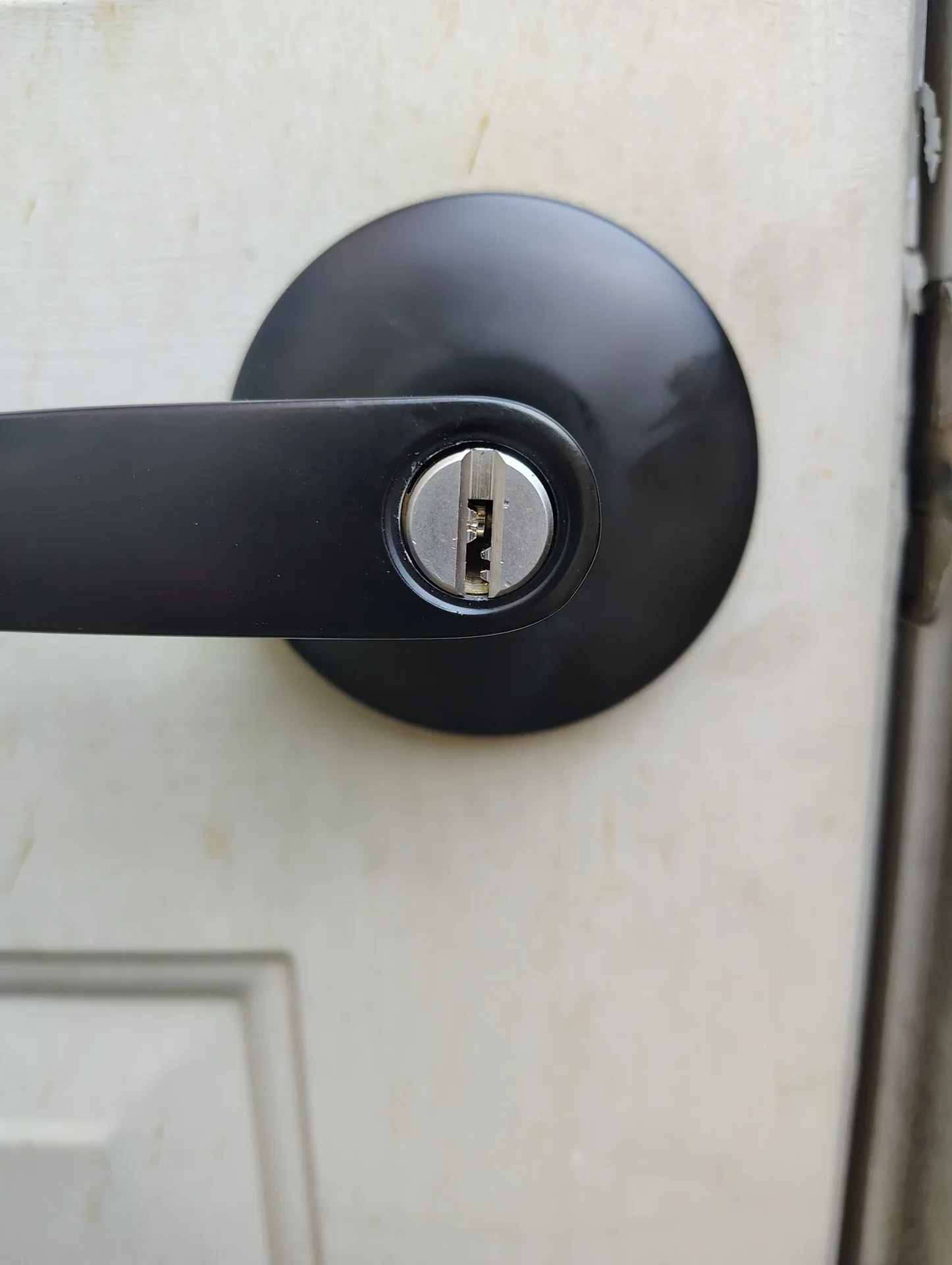 Professional Door Lock and Handle Installation